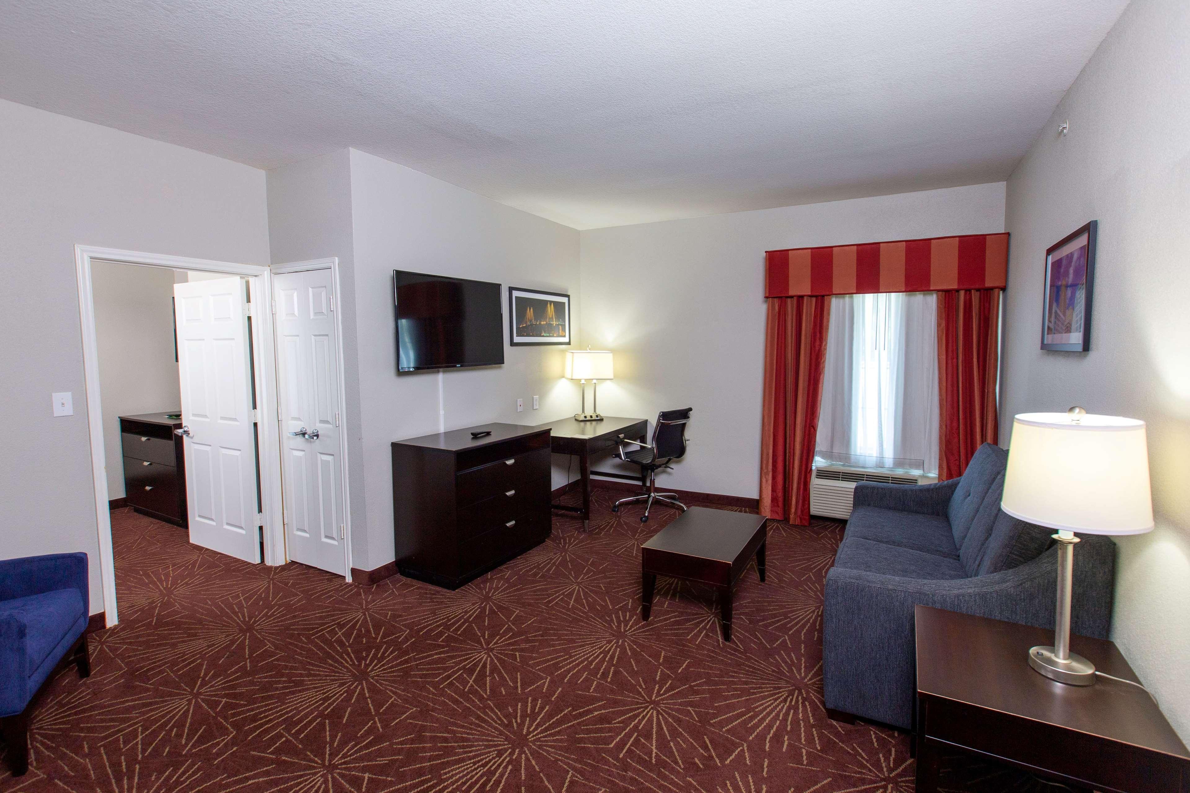 La Quinta By Wyndham Houston East At Normandy Hotel Exterior photo