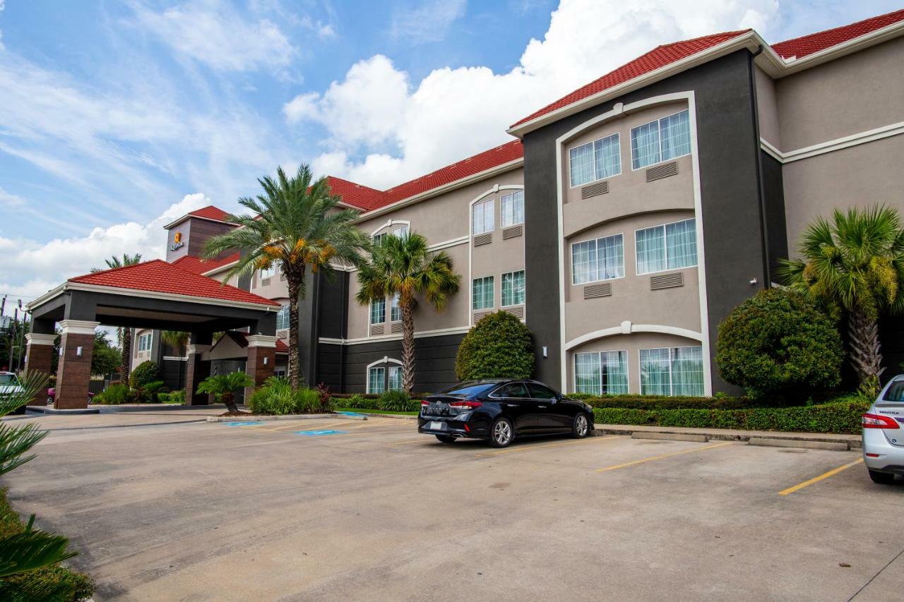 La Quinta By Wyndham Houston East At Normandy Hotel Exterior photo