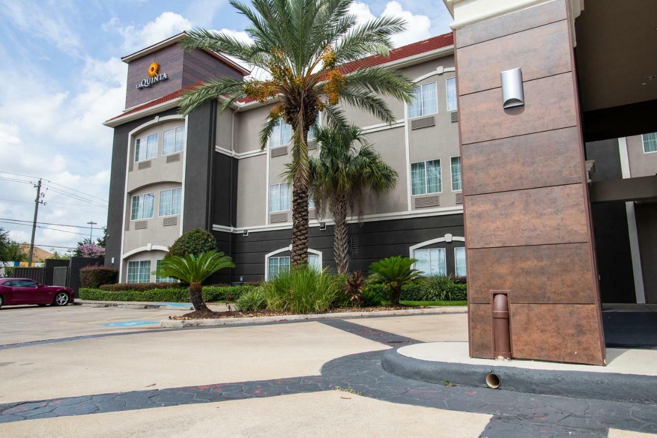 La Quinta By Wyndham Houston East At Normandy Hotel Exterior photo